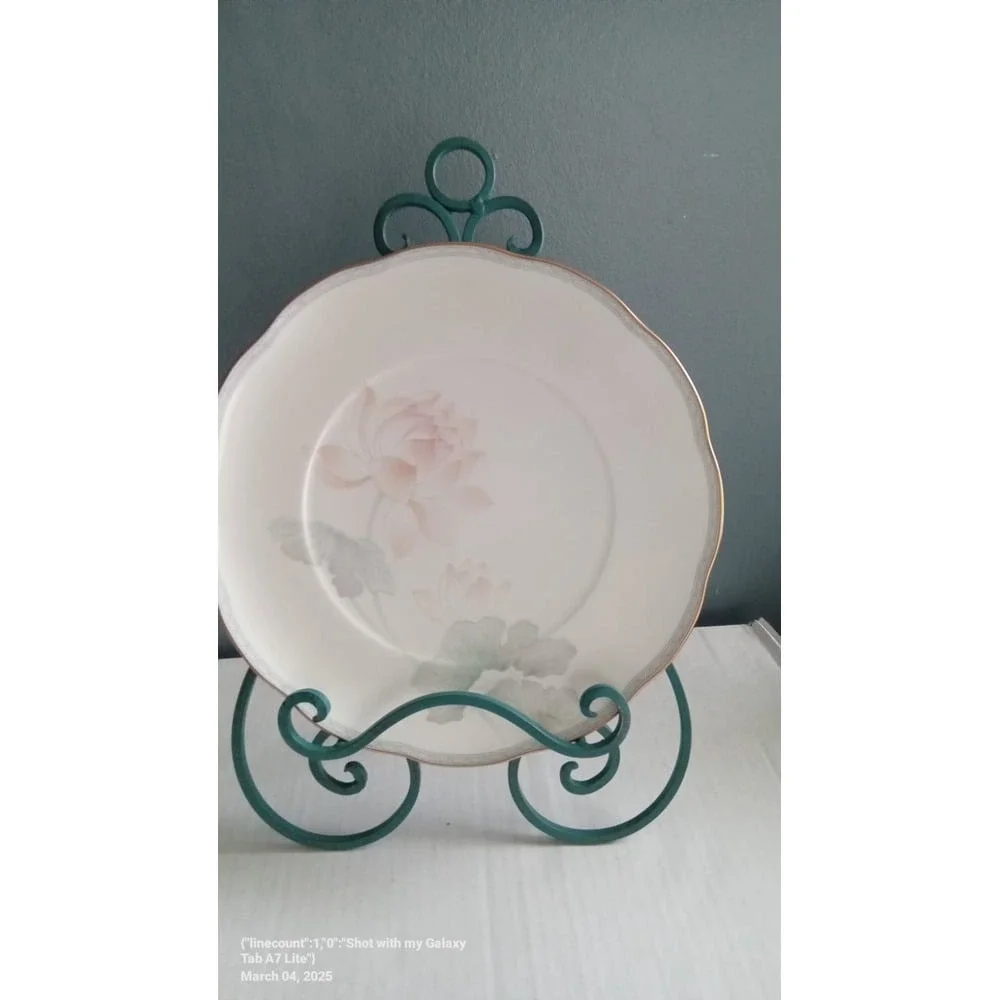 Noritake whispers elegance